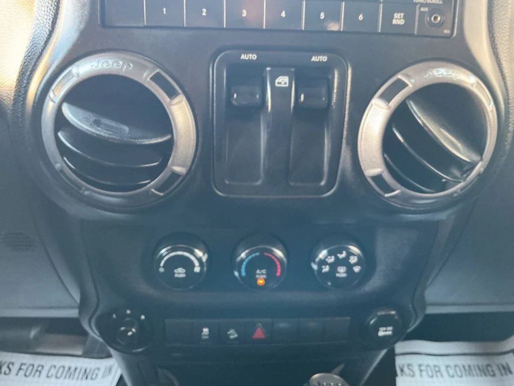 Used 2014 Gray Jeep Sport image 16