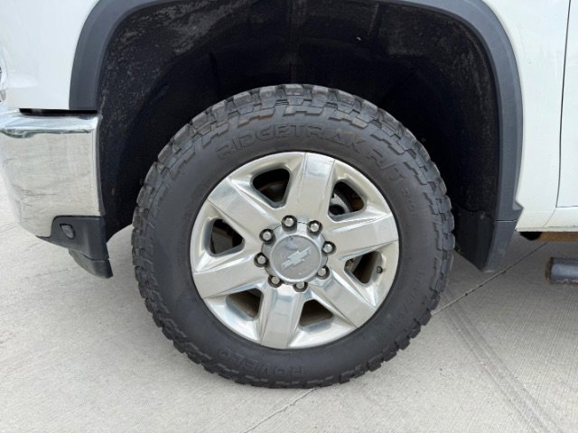 Used 2020 Summit White Chevrolet Work Truck image 10