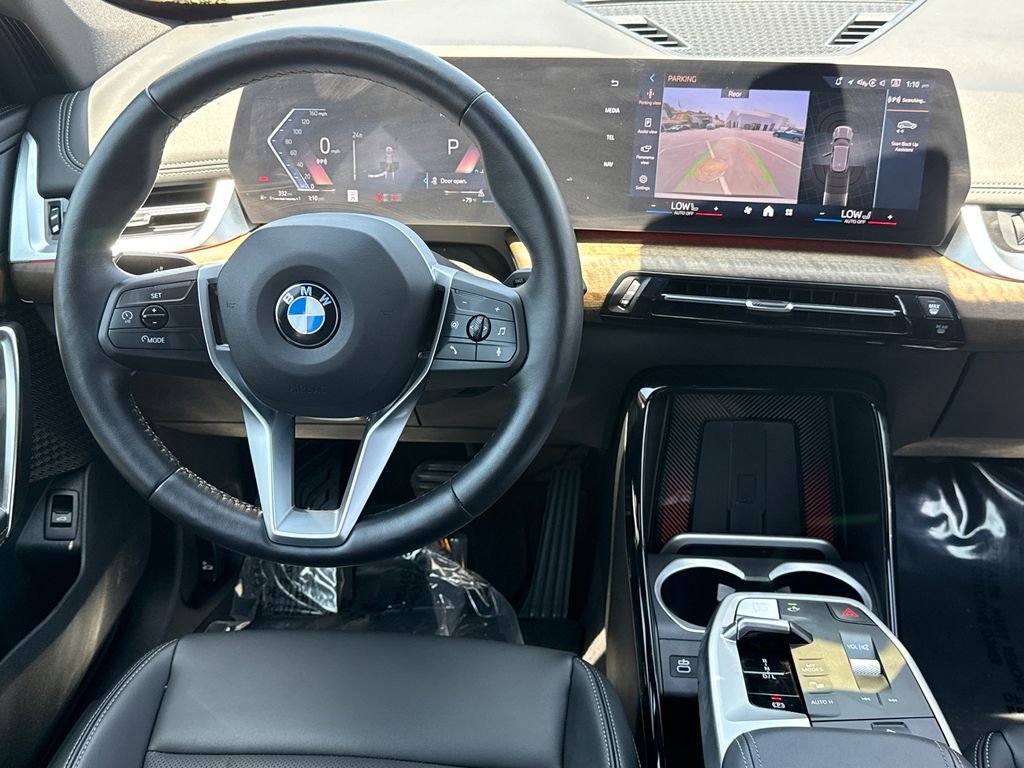 Used 2025 Silver BMW xDrive28i image 19