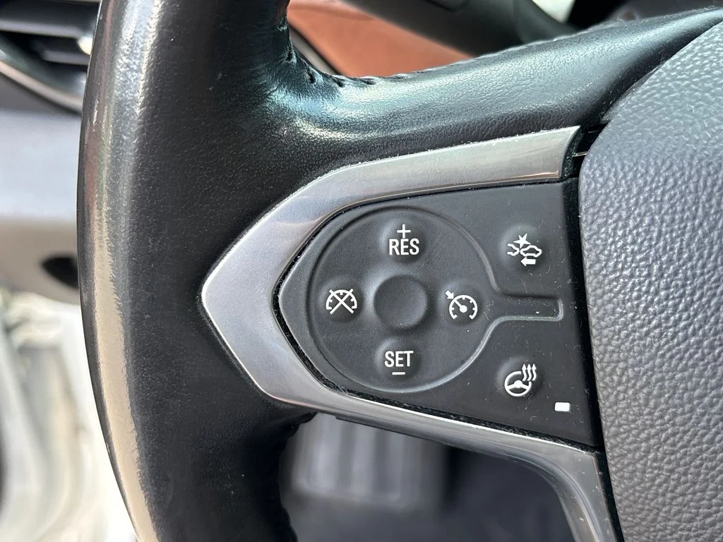 Certified Used 2020 White Chevrolet High Country image 17