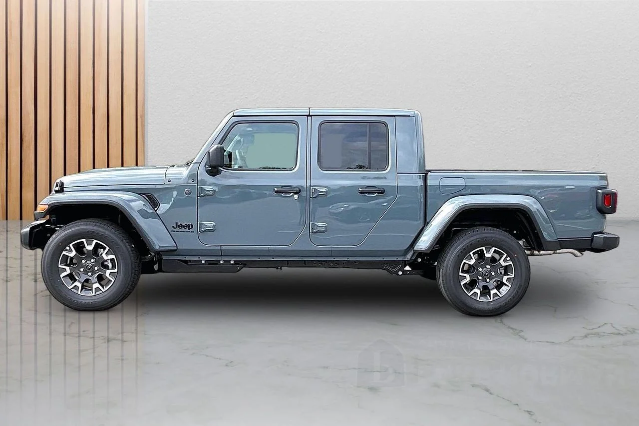 New 2026 Anvil Clear-Coat Exterior Paint Jeep Sahara image 6