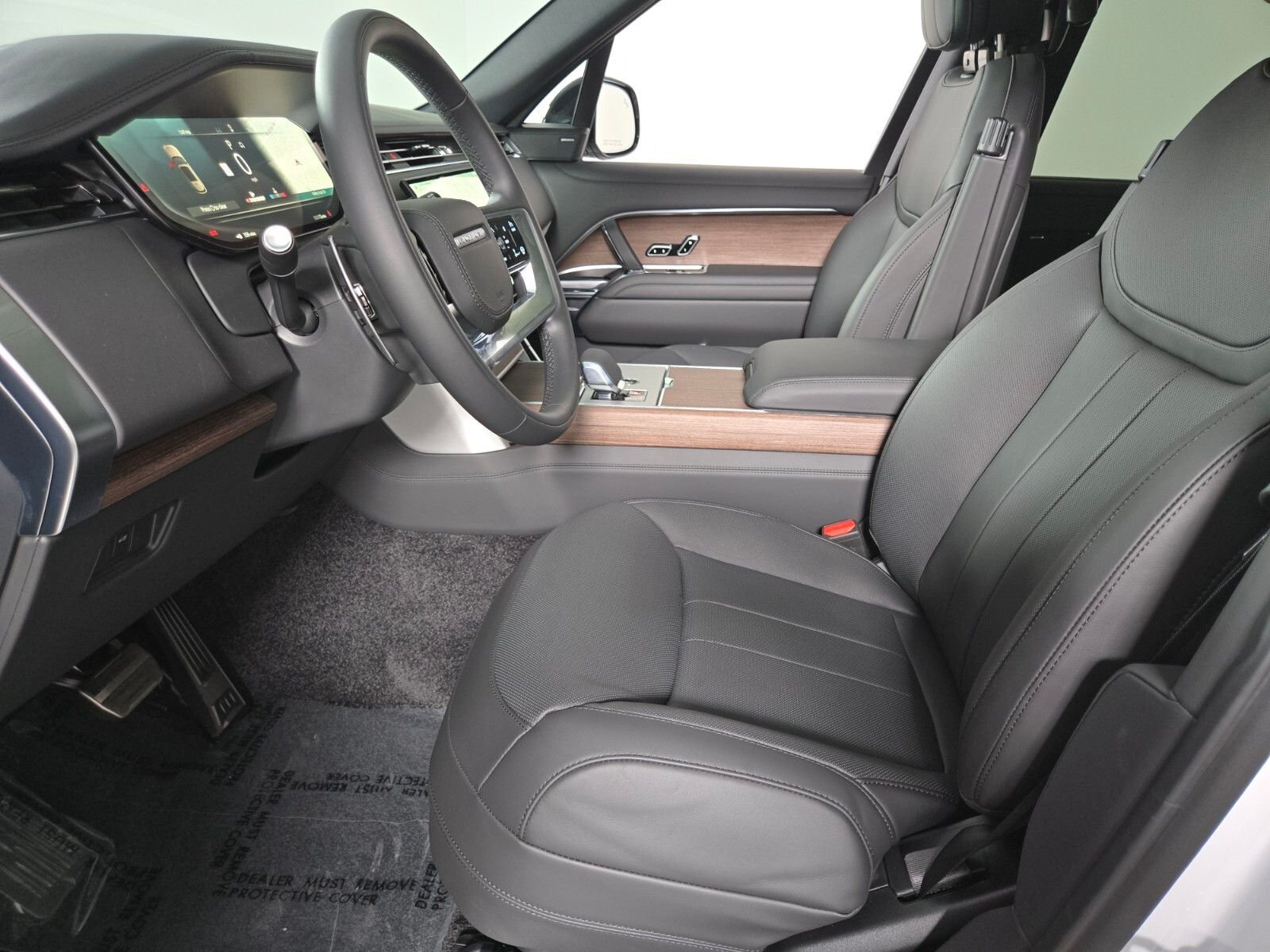 New 2026 Fuji White Land Rover SE image 11