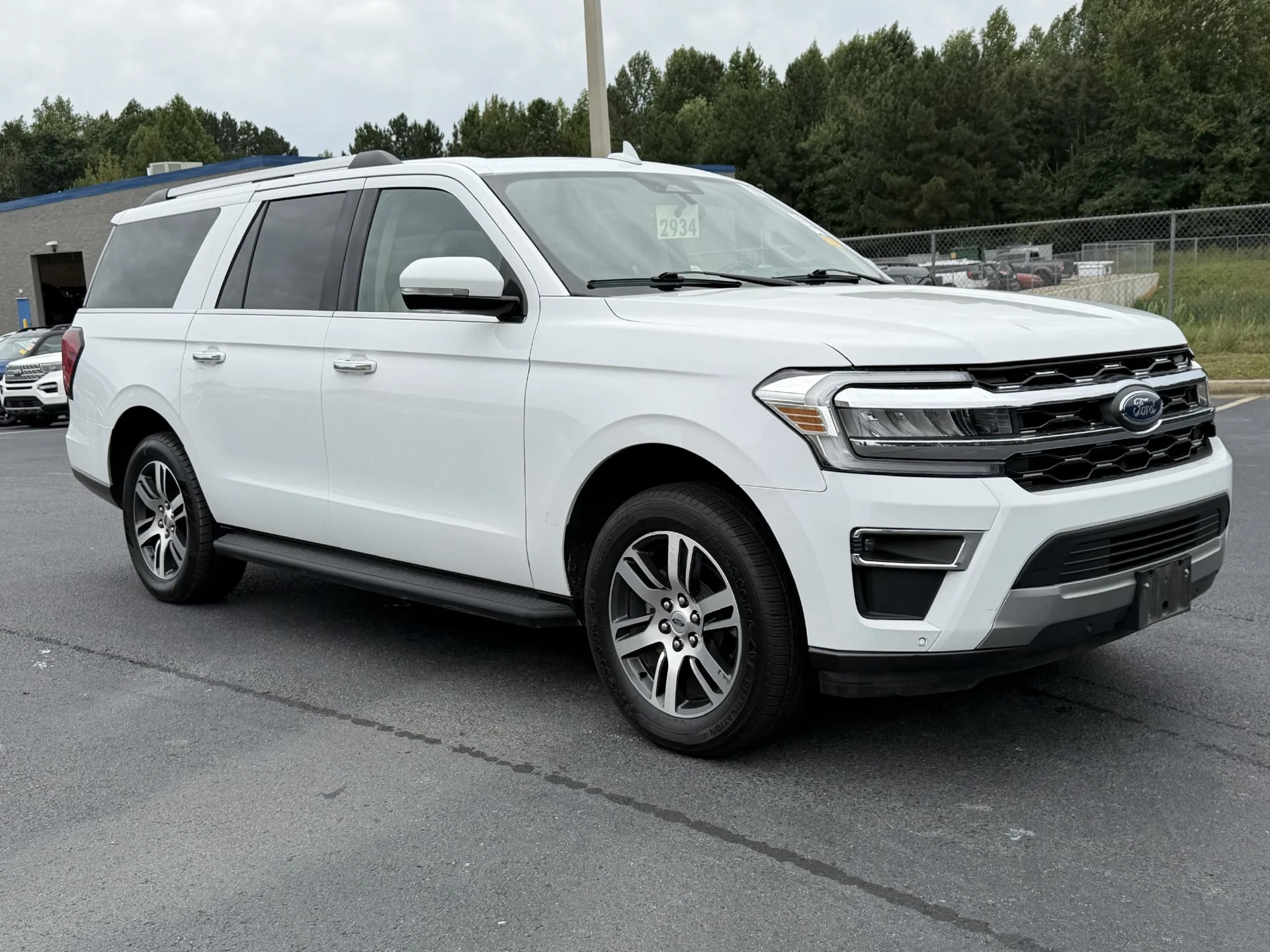 Certified Used 2024 Oxford White Ford Limited image 20