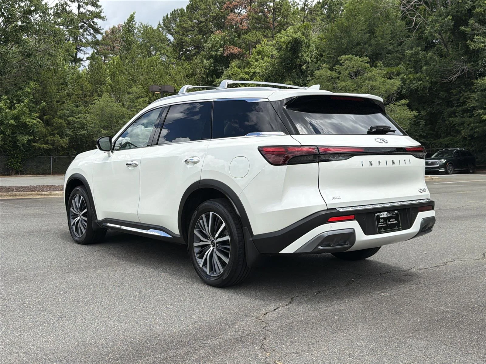 Certified Used 2023 Majestic White INFINITI SENSORY image 25