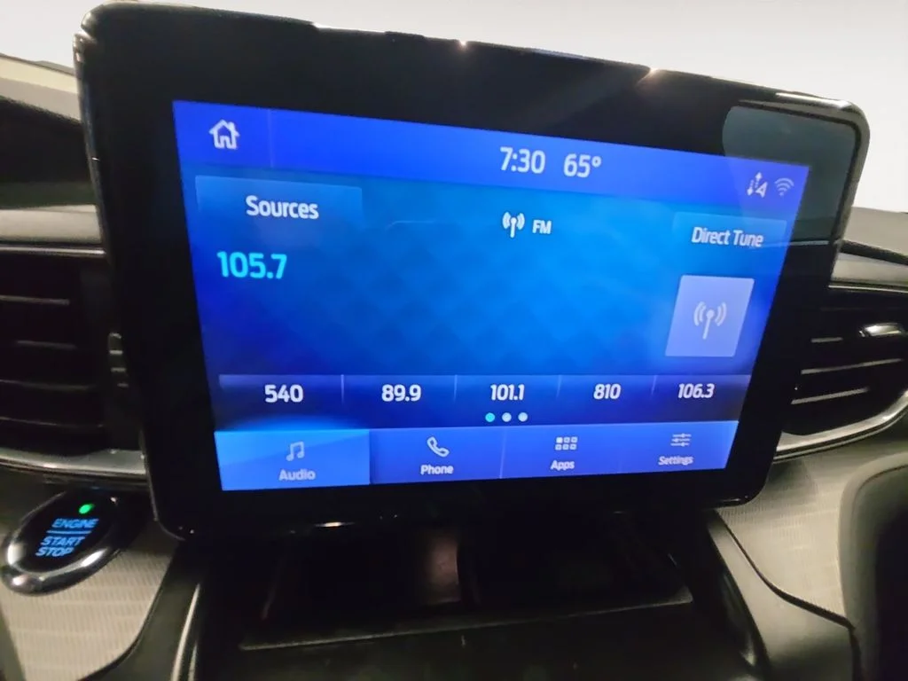 Used 2020 Black Ford XLT image 15