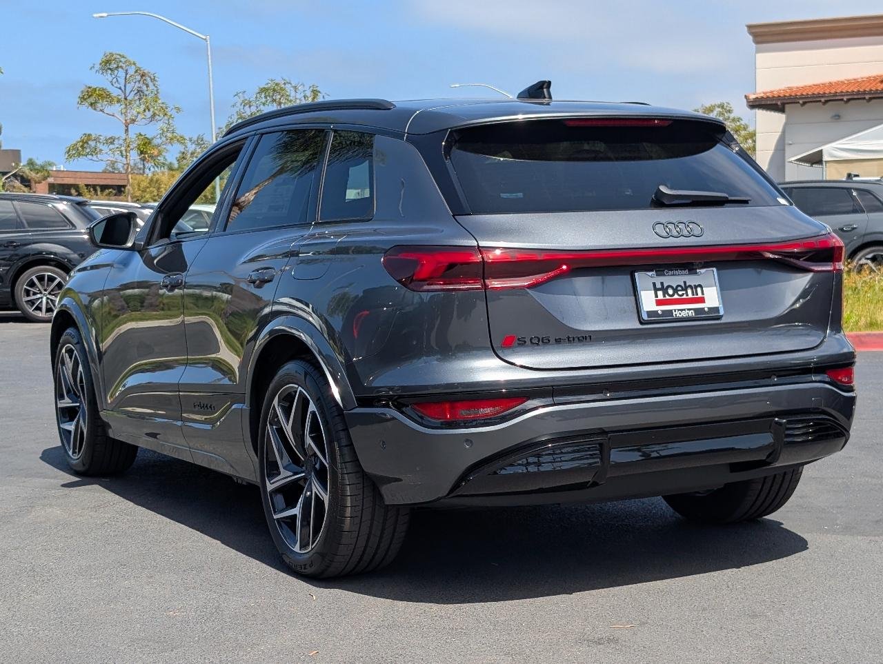 New 2027 Daytona Gray pearl effect Audi Premium Plus quattro image 8