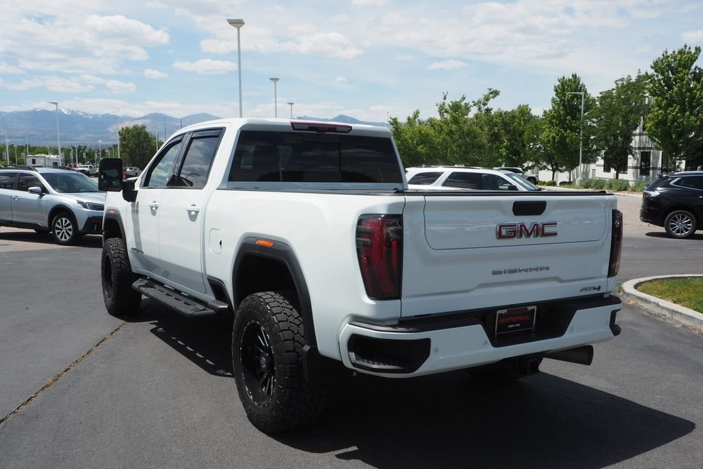 Used 2024 White GMC AT4 image 5