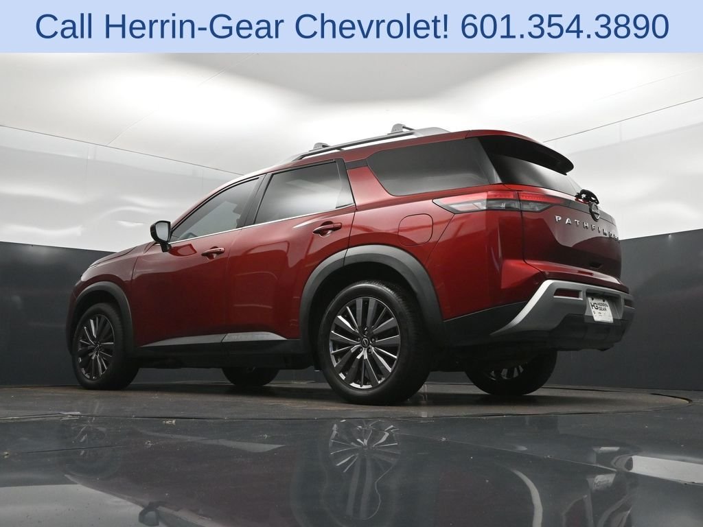 Used 2023 Red Nissan SL image 41
