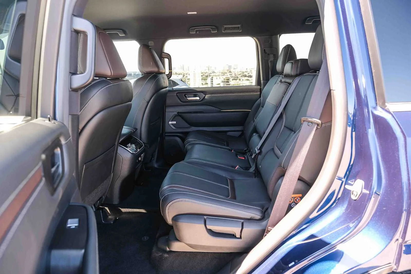 2026 Nissan Armada SL - Photo 19