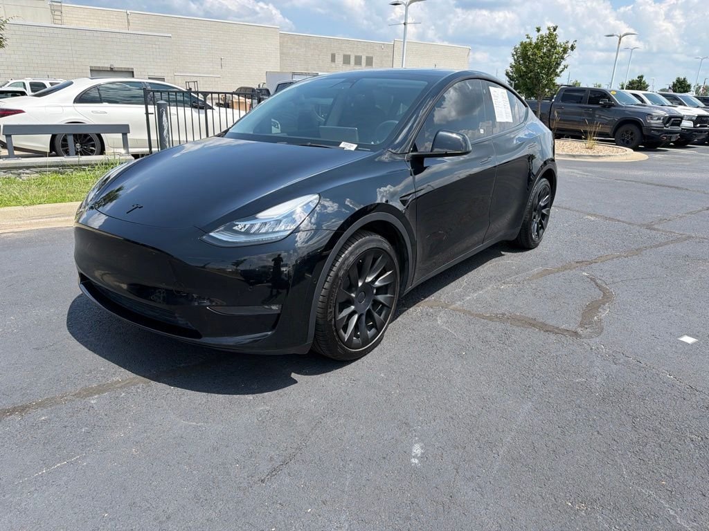 Used 2022 Black Tesla Long Range image 3
