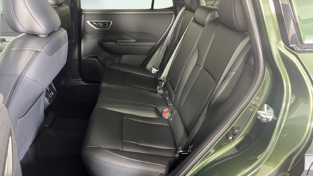 New 2026 DEEP EMERALD GREEN PEARL Subaru Premium image 10