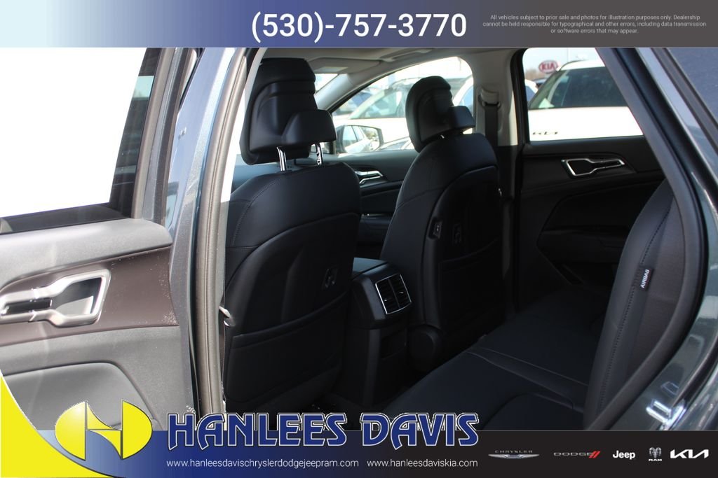 New 2026 Gravity Gray Kia EX image 17