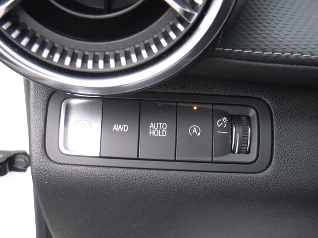 2025 Chevrolet Equinox LT - Photo 12