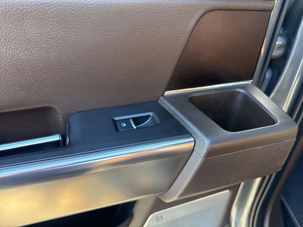 Used 2024 Gray Ford King Ranch image 30
