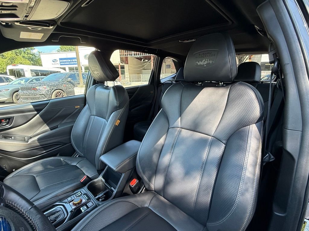 Used 2025 Black Subaru Wilderness image 27