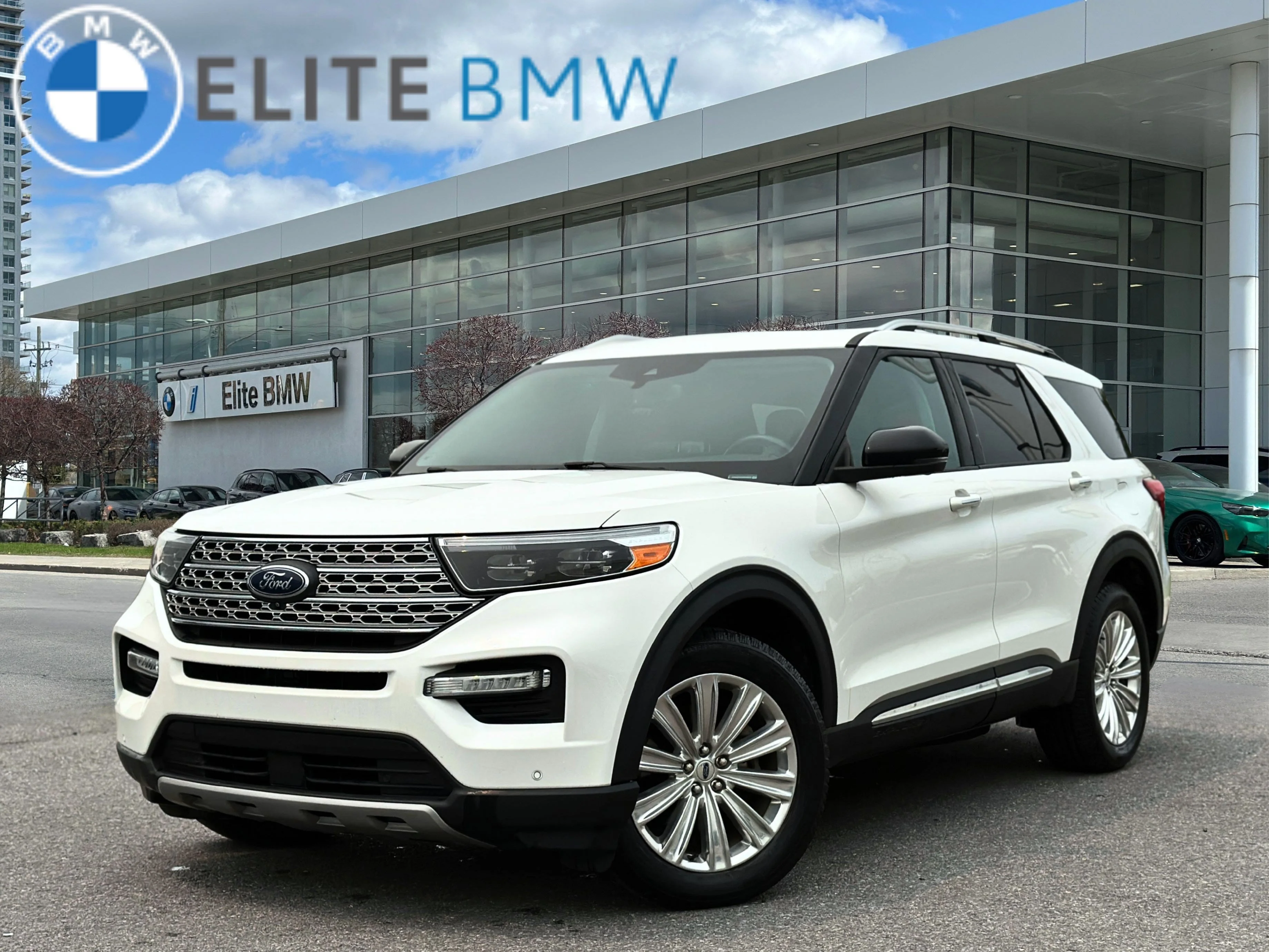 Used 2021  FORD LIMITED image 32