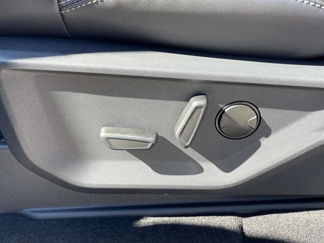 New 2026 Gray Ford Platinum image 11