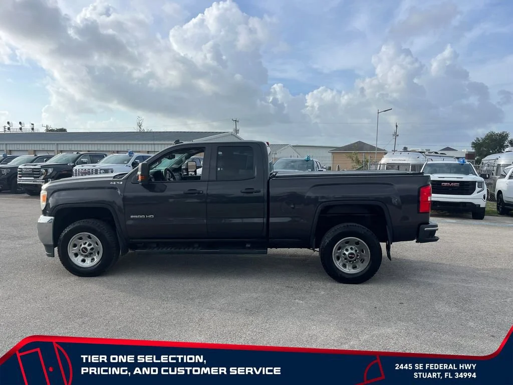 Used 2016 IRIDIUM METALLIC GMC 4WD Double Cab 144.2" image 8