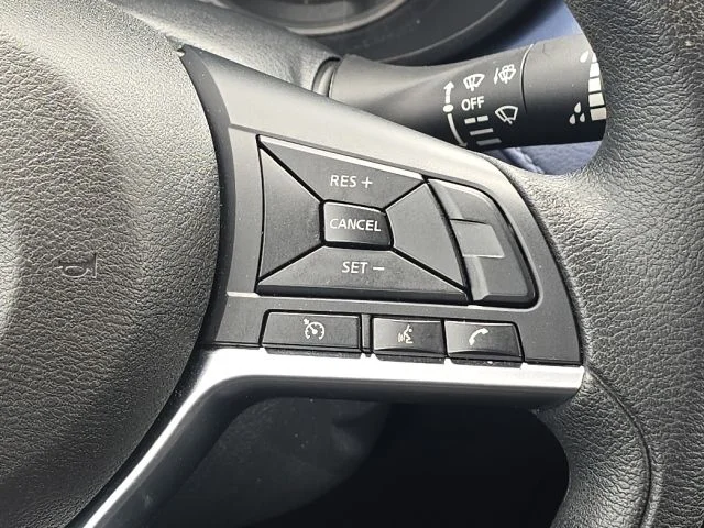 2024 Nissan Versa Sedan SV - Photo 32