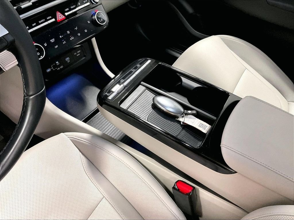 Certified Used 2025 Red Hyundai SEL Convenience image 20