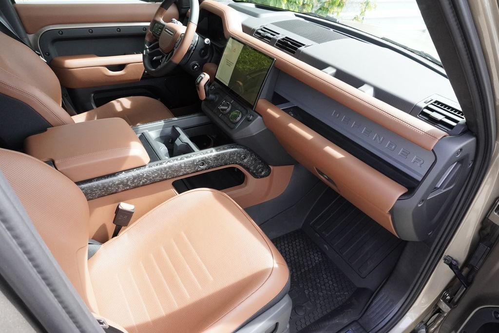 New 2026 Petra Copper LAND ROVER OCTA image 22
