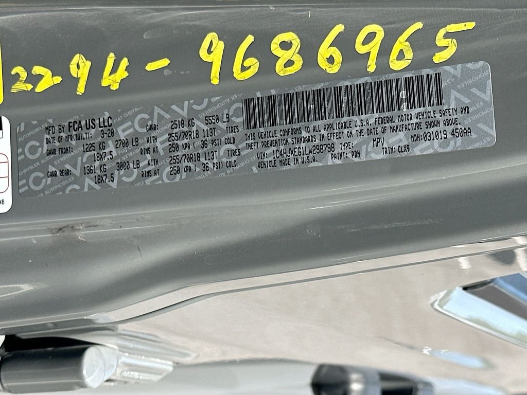 Used 2020 Sting-Gray Clearcoat Jeep Sahara image 31