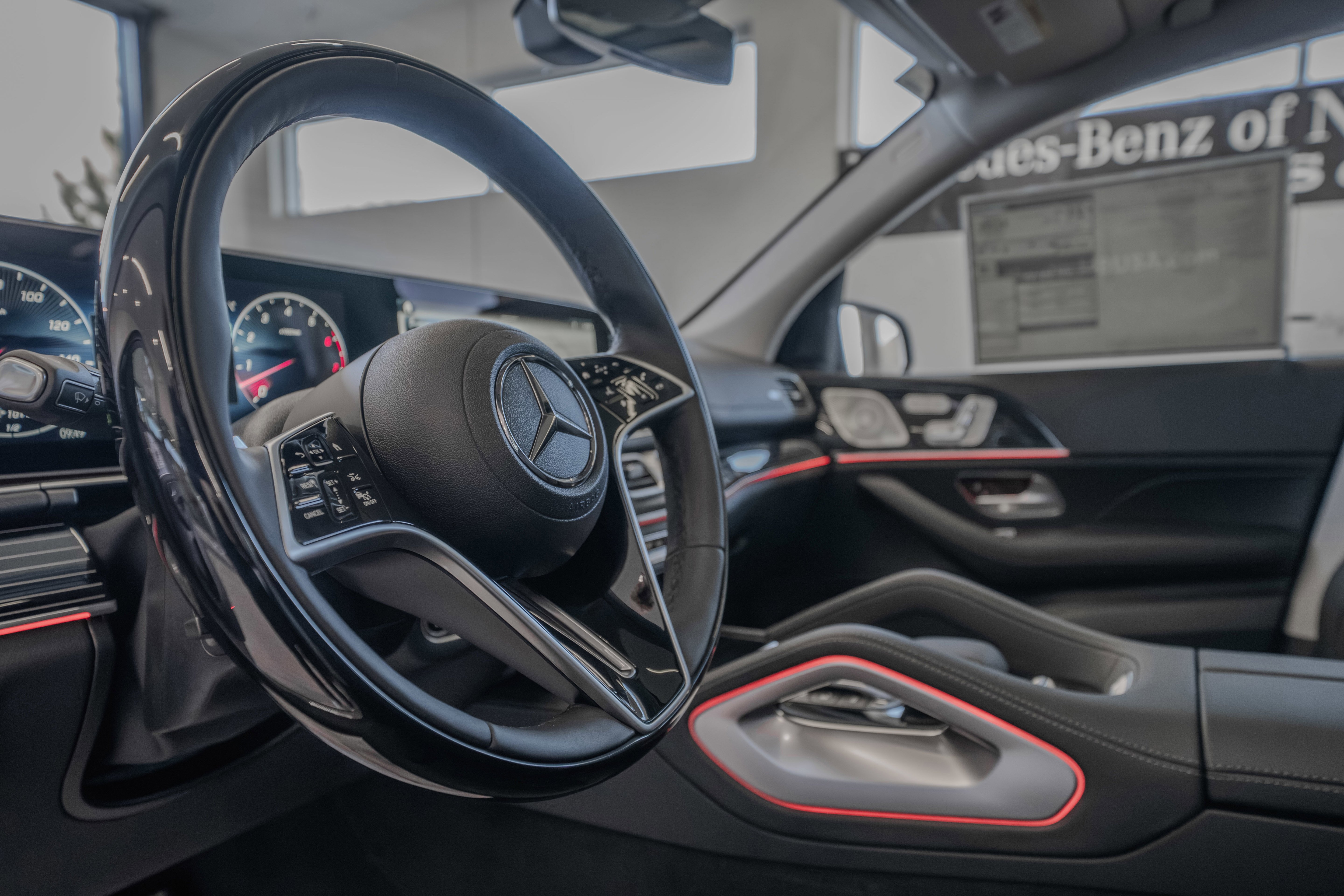 New 2026 MANUFAKTUR Alpine Grey Mercedes-Benz GLS 450 image 43