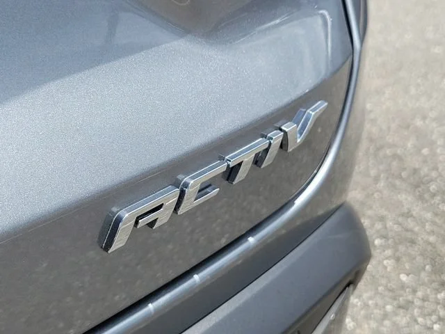 2025 Chevrolet Trax Activ - Photo 10