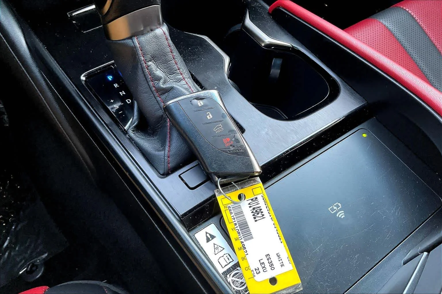 Used 2023 Ultra White Lexus F SPORT Handling image 29