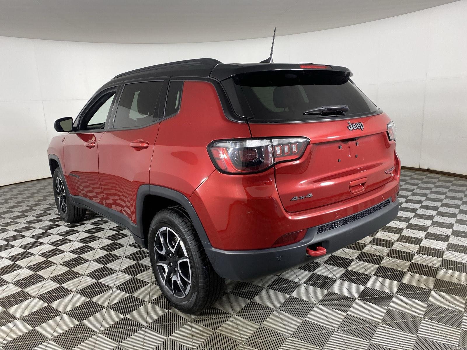 Used 2024 Red Hot Pearlcoat Jeep Trailhawk image 8