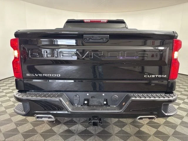 Used 2025 Black Chevrolet Custom Trail Boss image 21