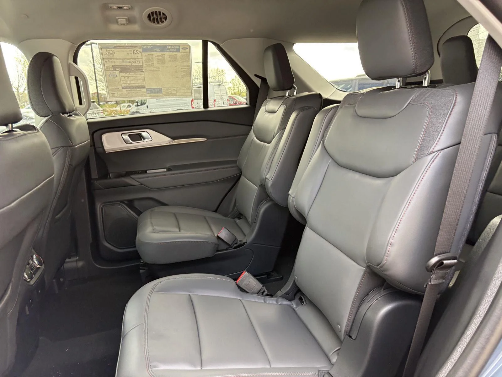 2026 Ford Explorer Active - Photo 19
