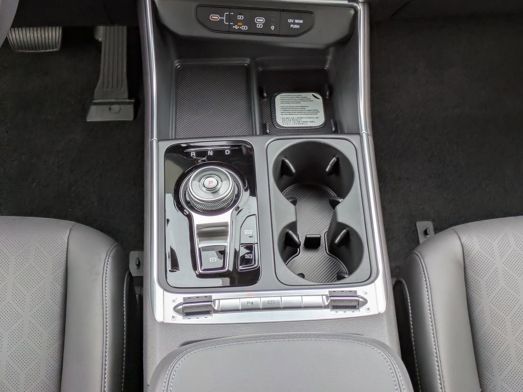 New 2026 Ivory Silver Kia SX image 20