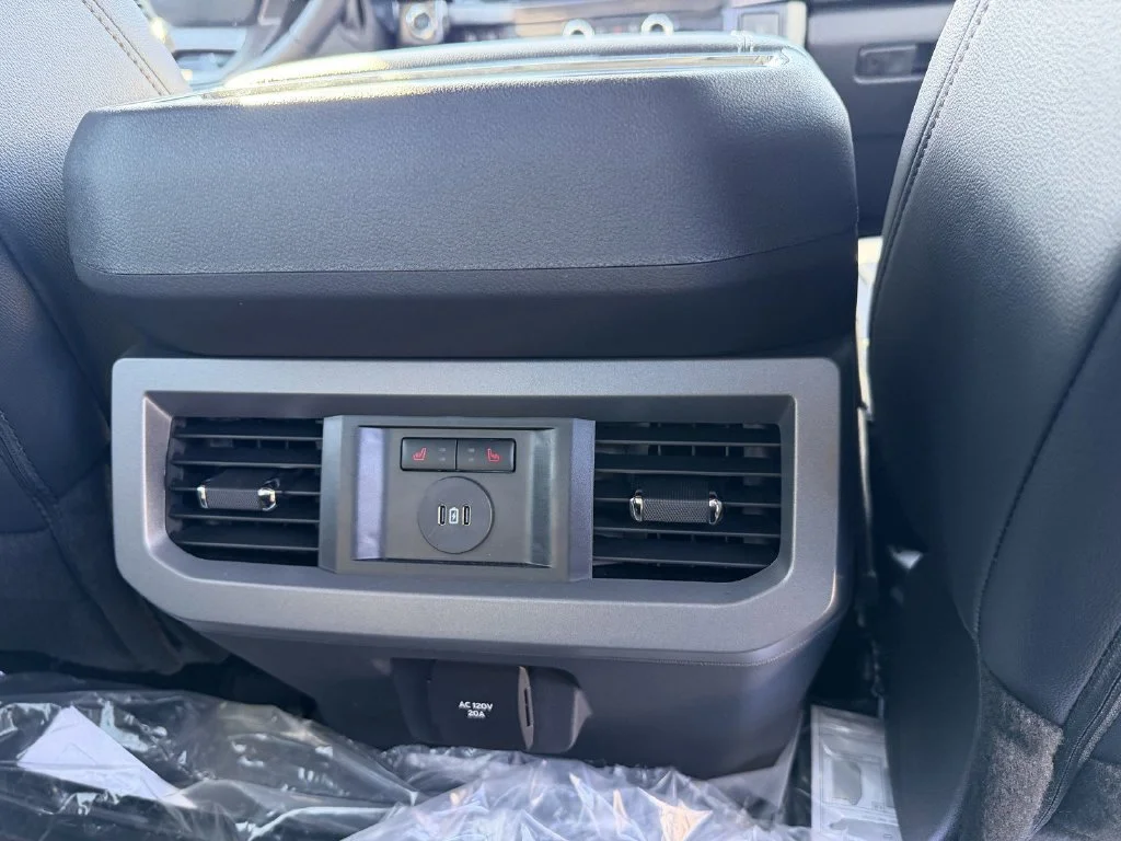 New 2026 Glacier Gray Metallic Tri-Coat Ford F-250® Lariat® image 12