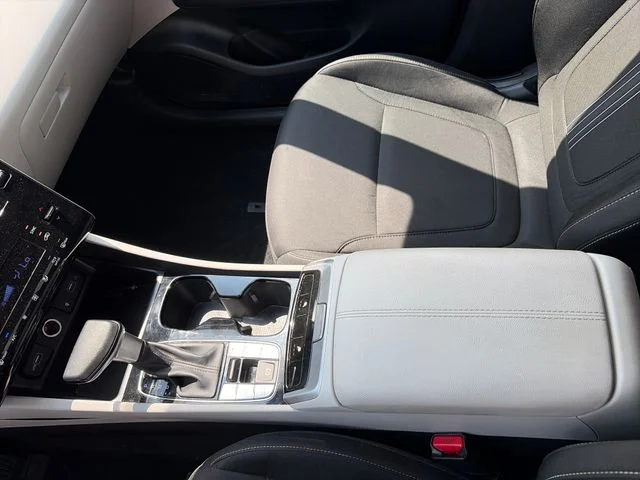 Used 2024 Blue Hyundai SEL image 18