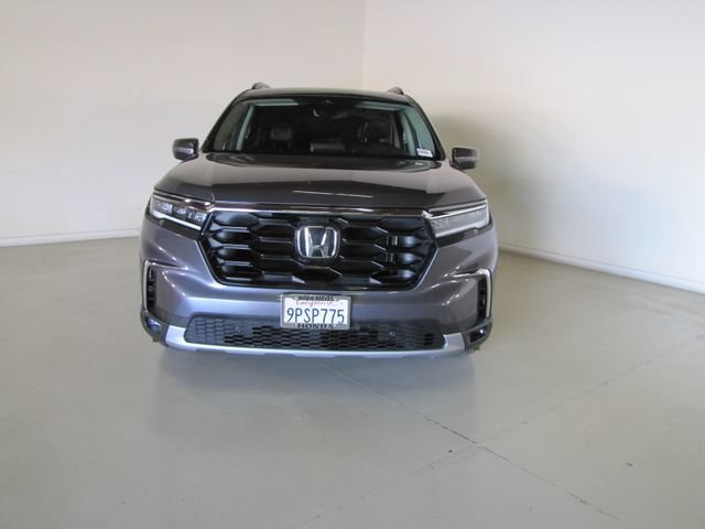 Certified Used 2025 Modern Steel Metallic Honda Touring image 33