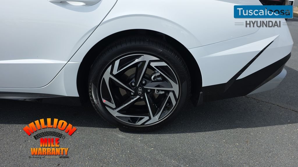 New 2026 White Hyundai SEL Sport image 11