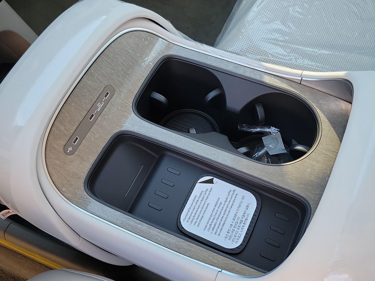 New 2026 Creamy White Pearl Hyundai SEL FWD image 12