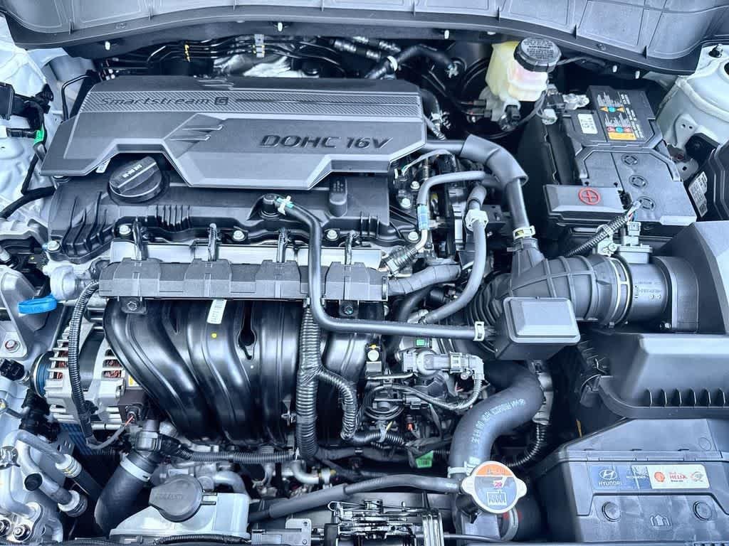 New 2027 Atlas White Hyundai SEL Sport FWD image 11