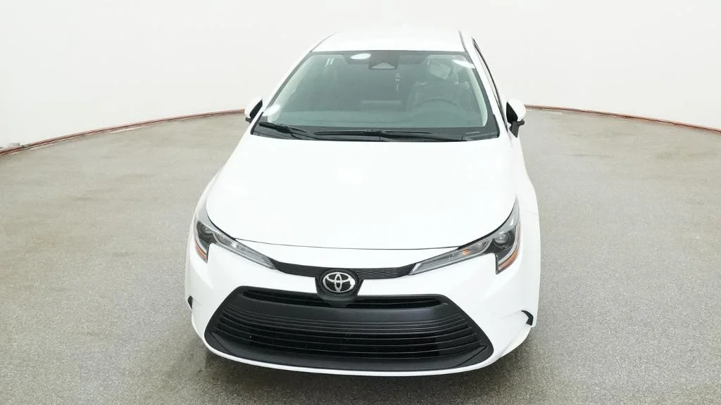 New 2026 Ice Cap Toyota LE image 8