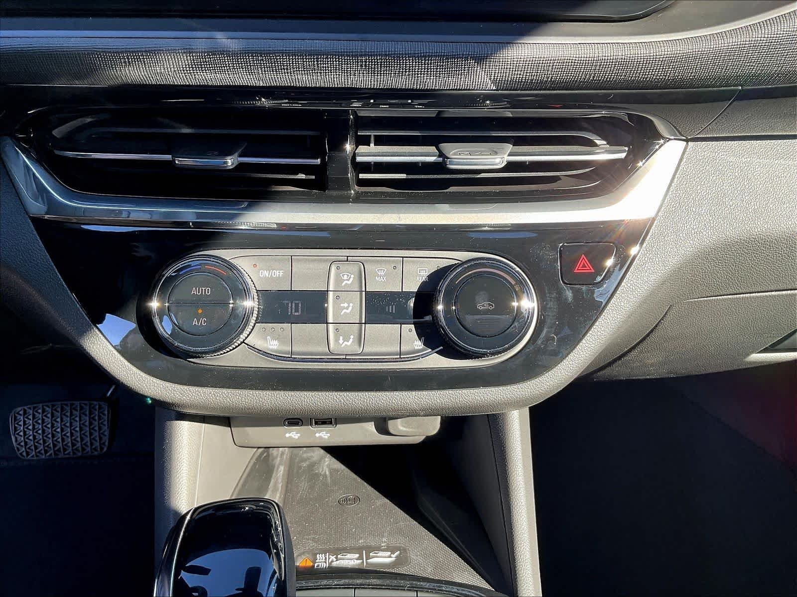 2026 Buick Envista Sport Touring - Photo 17