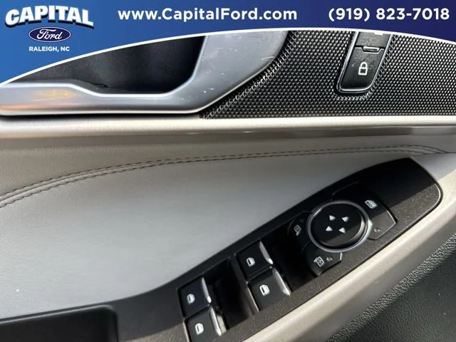 Used 2024 White Ford XLT image 21