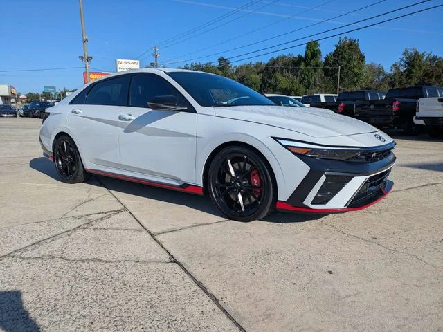 Used 2026 White Hyundai Base image 2
