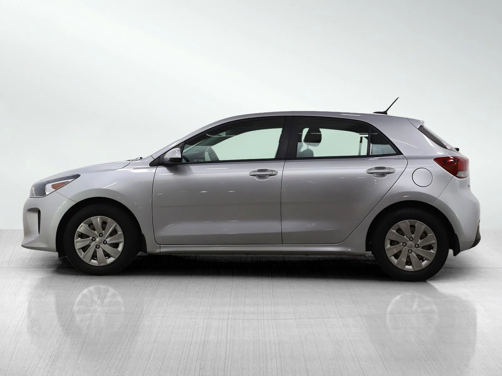 Used 2018 Kia Rio 5-Door S with VIN 3KPA25ABXJE087426 for sale in Burnsville, Minnesota