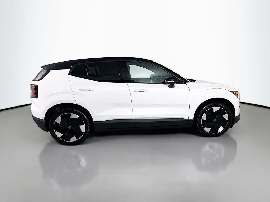 New 2026 Crystal White Volvo Twin Motor Performance Ultra image 8