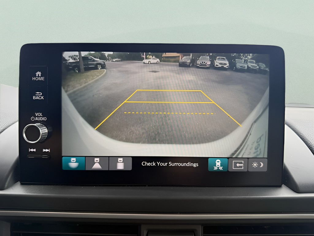 Used 2023 White Honda Touring image 18