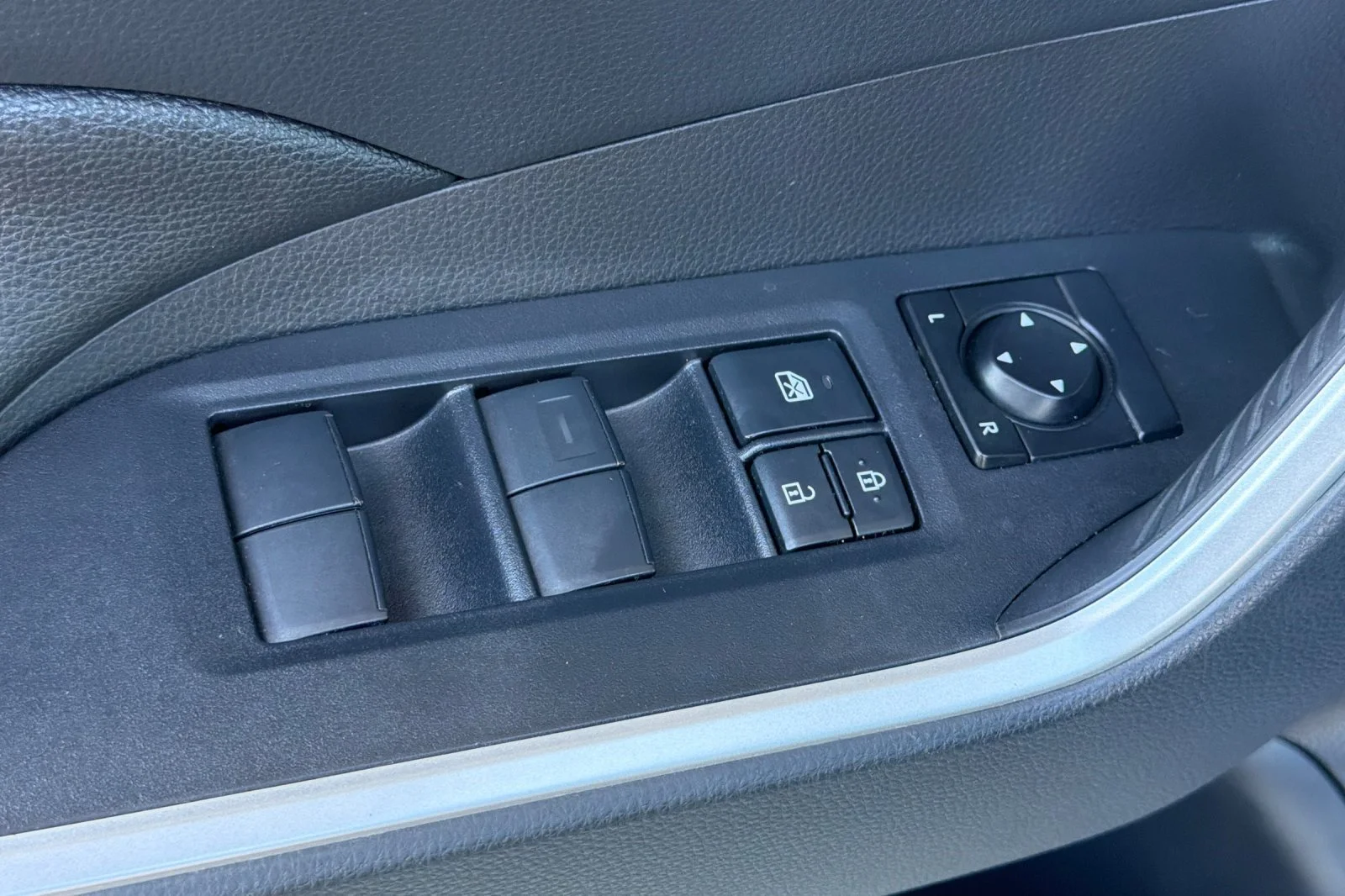 Used 2024 Silver Toyota LE image 14