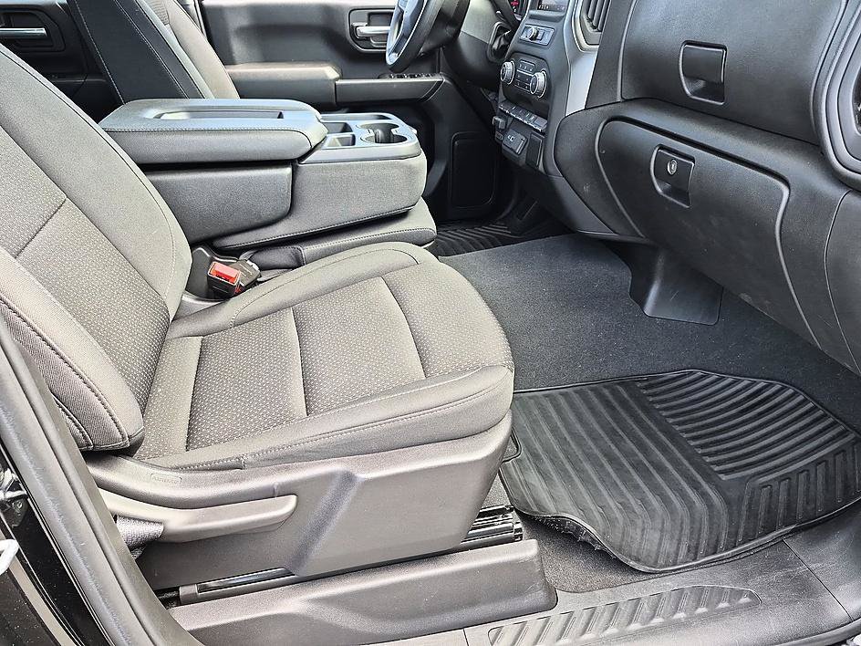 Used 2025 Black Chevrolet Custom image 33