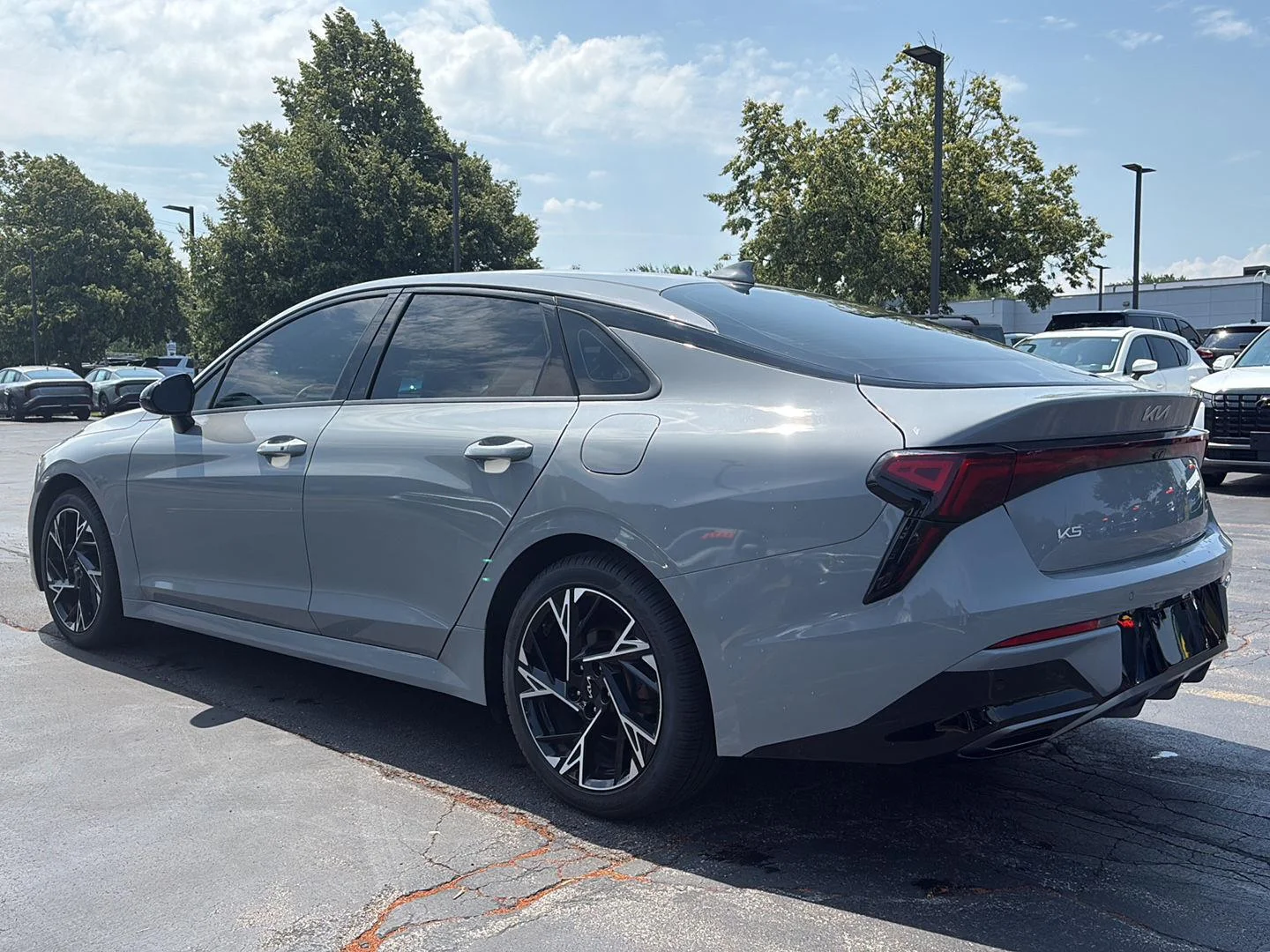 Certified Used 2025 Wolf Gray Kia GT-Line image 5