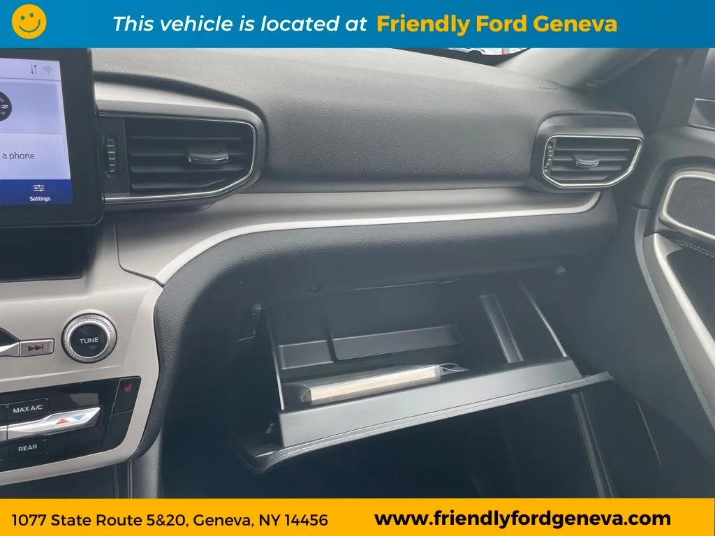 Used 2023 Green Metallic Ford XLT image 26